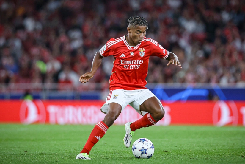 Napoli Portuqaliya klubunun futbolçusunu transfer edir