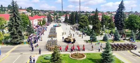 Silahlı Qüvvələr Günü münasibətilə Azərbaycan Ordusunda silsilə tədbirlər keçirilib