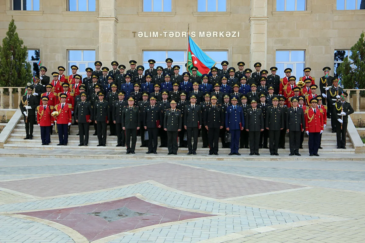 Əlahiddə Ümumqoşun Orduda növbəti zabit heyətinin təkmilləşdirilməsi kursu uğurla başa çatıb