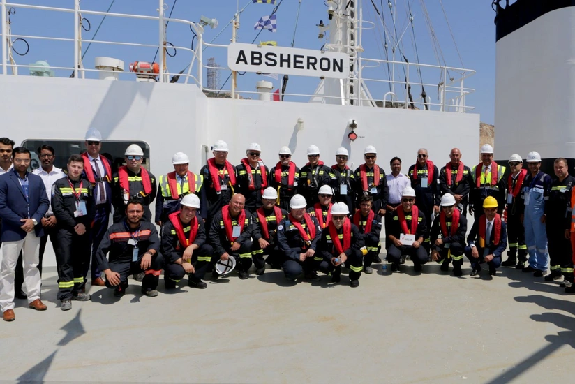 Первая партия сырой нефти доставлена на завод STAR