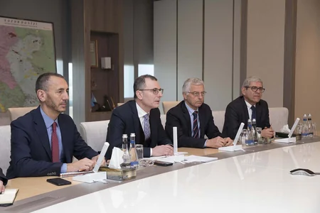 В SOCAR прошла встреча с представителями Wood Group
