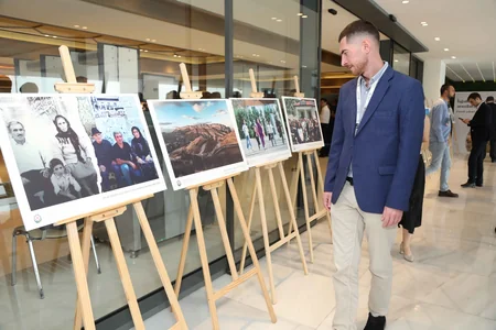 Qaçqınkom Böyük Qayıdışa həsr olunmuş fotosərgi təşkil edib