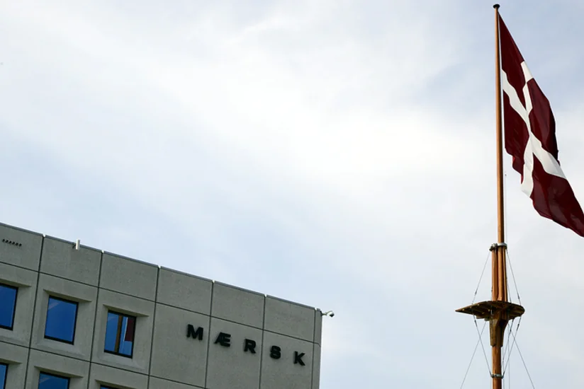 У берегов Франции затонули два судна Moller-Maersk, применявшиеся при добыче нефти