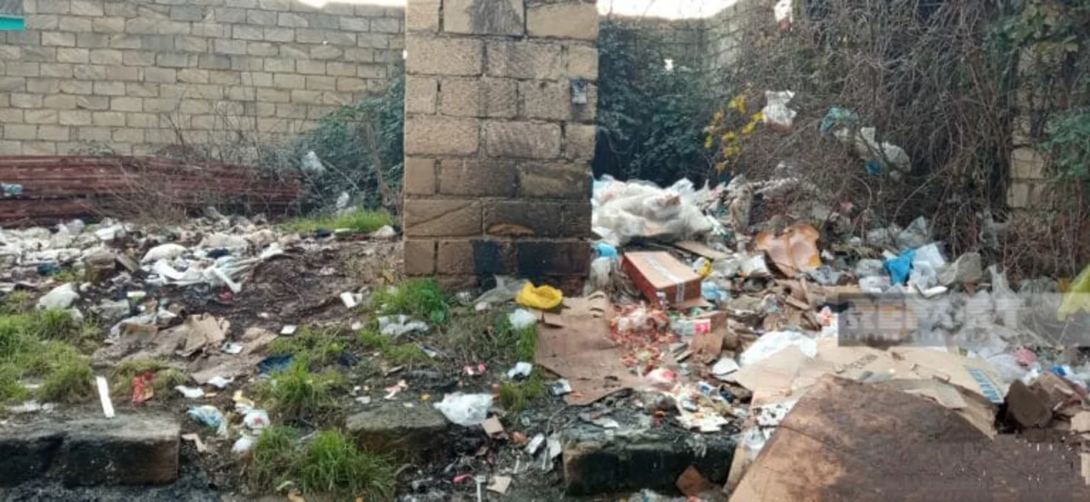 Şabranın mərkəzi bazarı zibilliyə çevrilib, ərazini üfunət bürüyüb