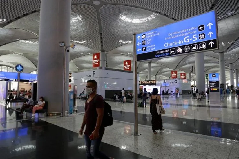 Türkiyə beş ölkədən gələn əcnəbilər üçün sərhədlərini bağlayıb