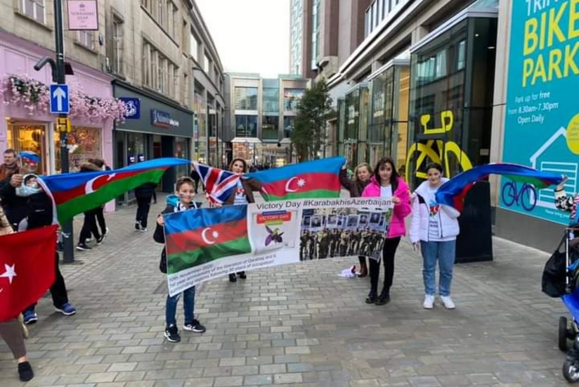 İngiltərədə Zəfər Gününə həsr olunmuş yürüş-aksiya təşkil olunub