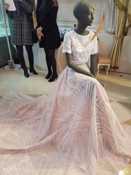 Parisdə azərbaycanlı modelyerin moda kolleksiyası nümayiş olunub - FOTO