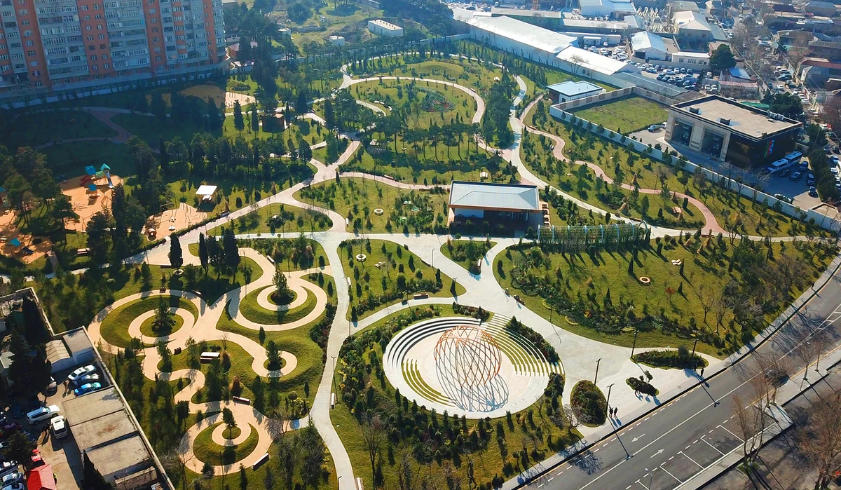 Ilham Aliyev, Mehriban Aliyeva attend opening of social facilities in Absheron and new park in Yasamal