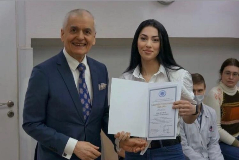 Rusiyada gənc azərbaycanlı həkim təltif olundu - MÜSAHİBƏ