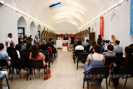 Tbilisidə Türk Evi Sərgisi açılıb