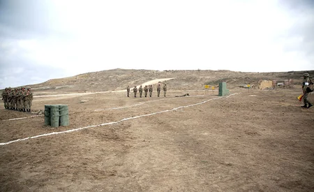 Azərbaycan Ordusunun Baş Qərargah rəisi Ali Hərbi Məktəbin şəxsi heyəti ilə görüşüb
