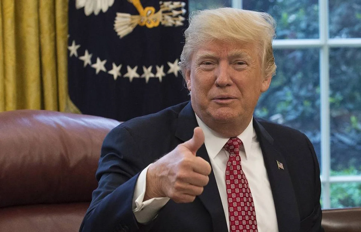 Трамп поиронизировал над прокурором, расследовавшим дело о слежке за его штабом