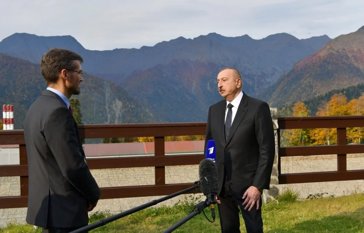 Prezident İlham Əliyev: Dünyanın qlobal işlərində Azərbaycan kimi ölkədən çox az şey asılıdır   - FOTO