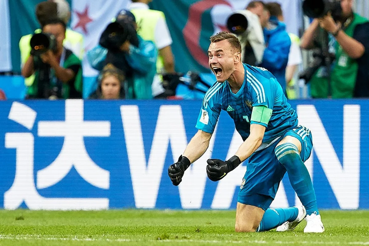 İqor Akinfeyev Rusiya milli komandasındakı karyerasını başa vurub