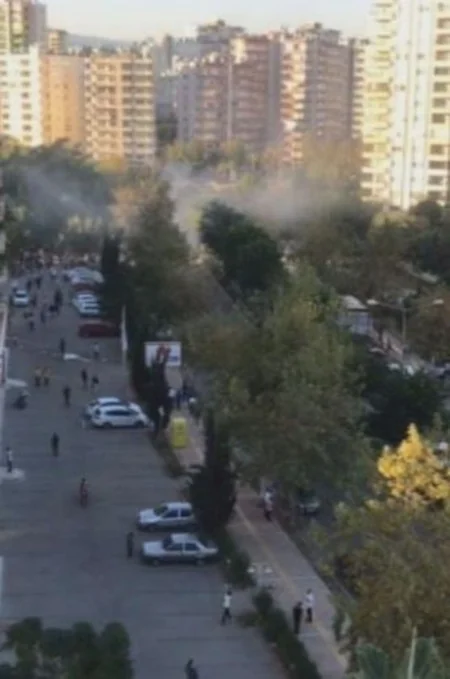 В Турции совершено нападение на служебный полицейский автомобиль, пострадали 12 человек