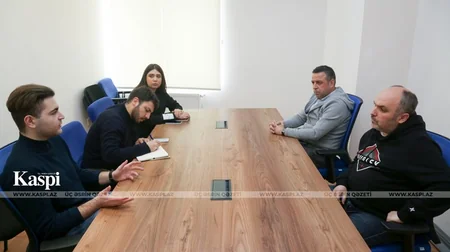 ADA-nın tələbələri “Kaspi” qəzetində olublar