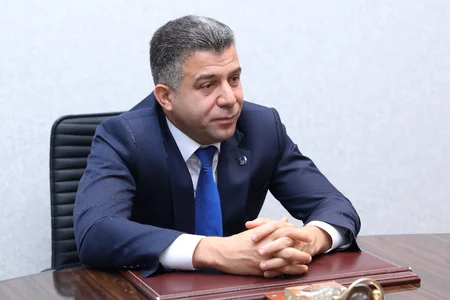 Azəriqazın baş direktoru Vətən müharibəsi iştirakçısı ilə görüş keçirib