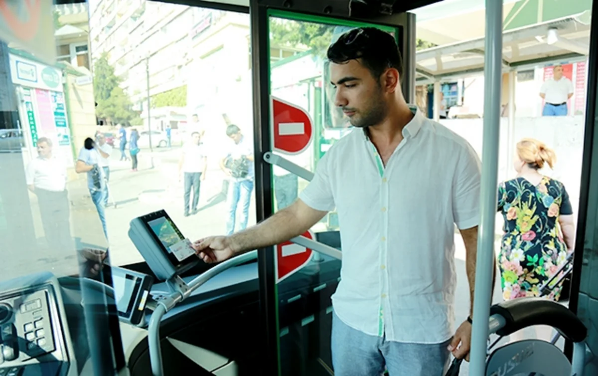 Xaliq Faiqoğlu şirkəti avtobuslarda kart sisteminin tətbiqinə başlayıb