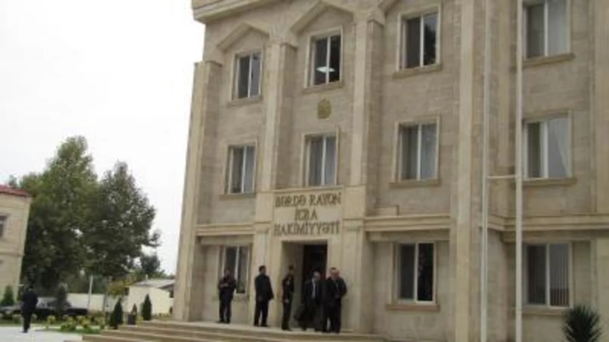Rayon icra hakimiyyətində kadr dəyişiklikləri olub