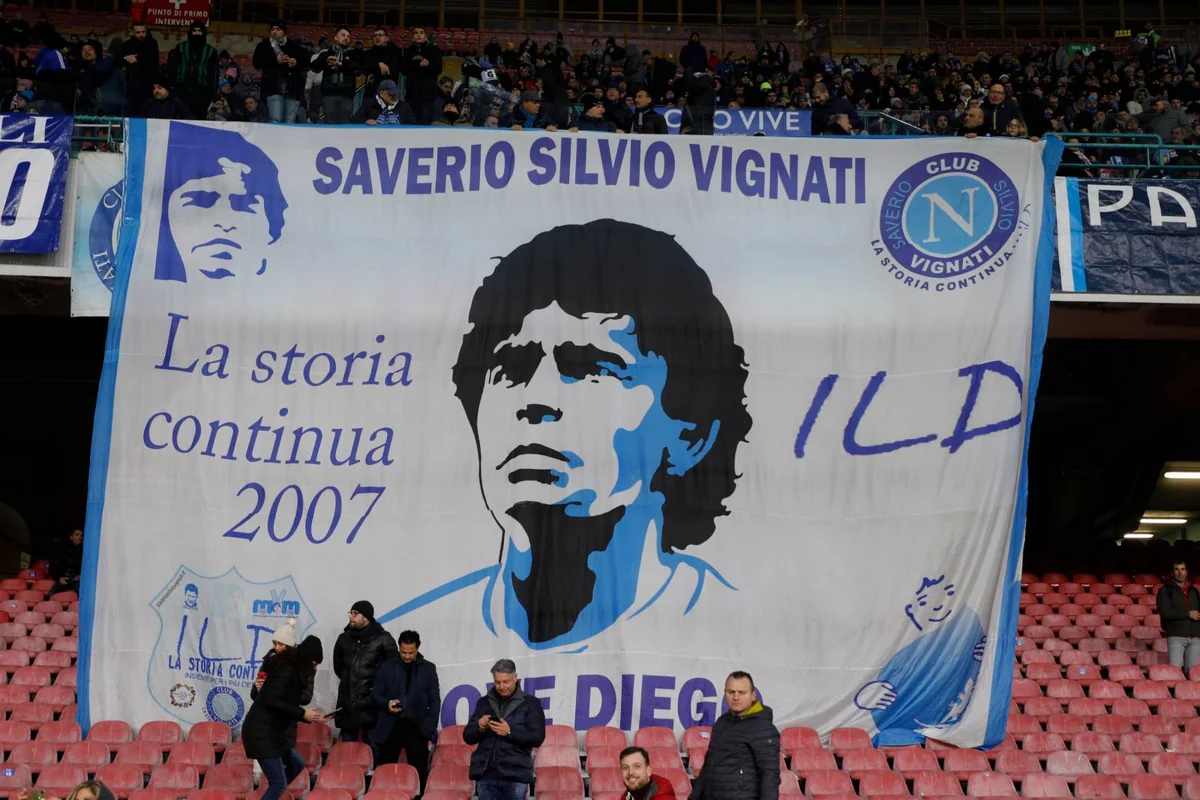 Argentinada Maradonanın ölümü ilə əlaqədar olaraq matəm elan edilib