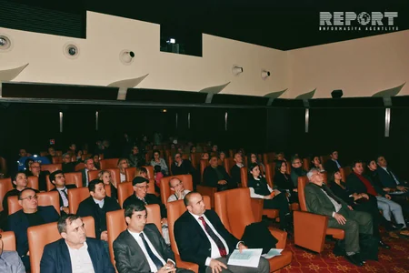 Parisdə “Qarabağ, mən səni tərk etmirəm“ sənədli filmi nümayiş etdirilib - FOTO