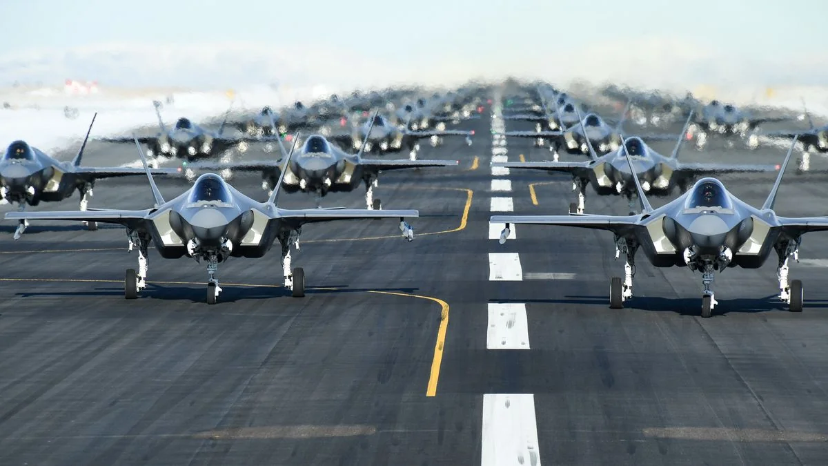 Pentagon keeps F-35’s full-rate production on hold