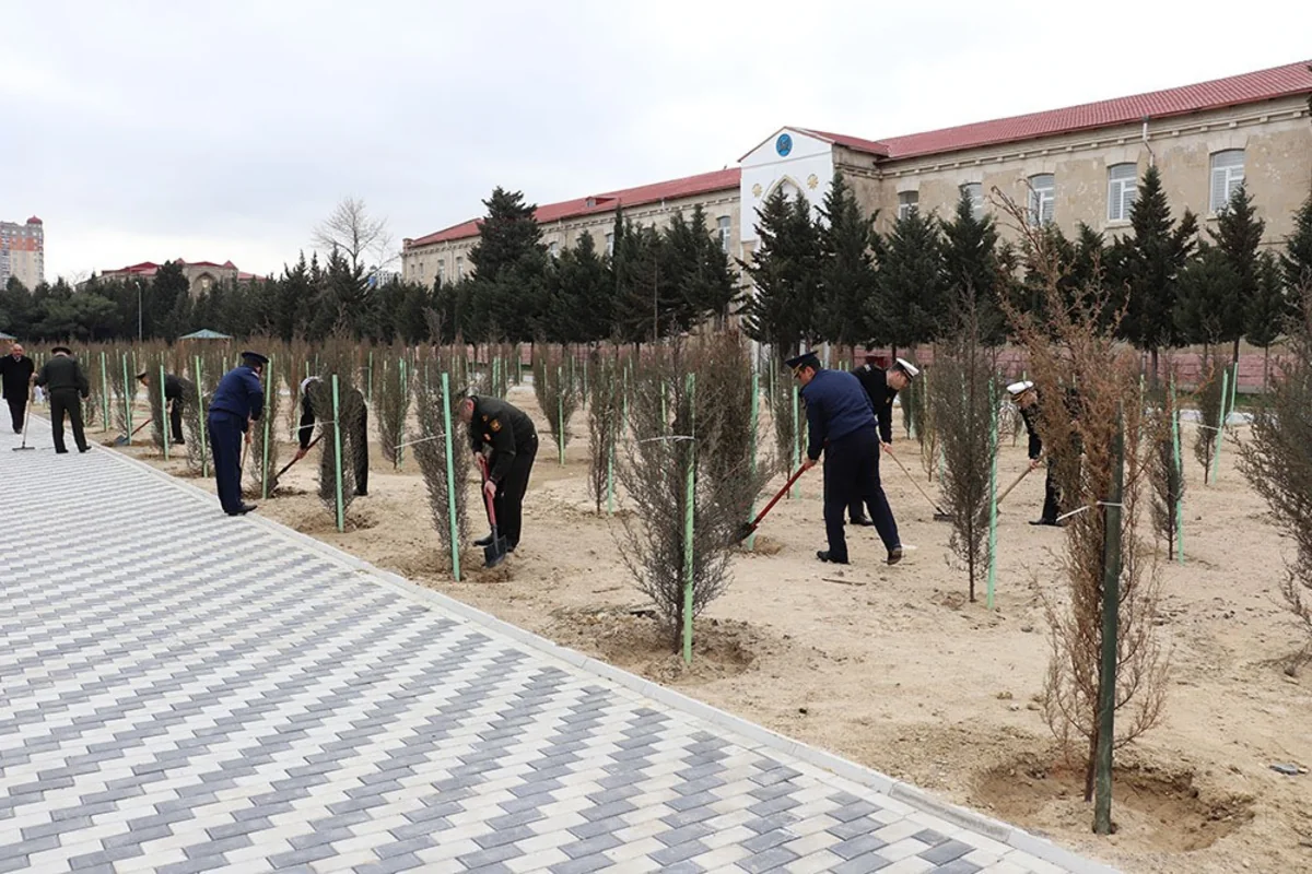 Əlahiddə Ümumqoşun Orduda, hərbi hissə və xüsusi təyinatlı təhsil müəssisələrində ümumordu iməciliyi keçirilib