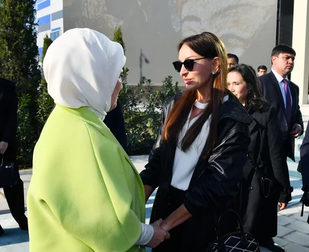Mehriban Aliyeva views 'Illusions of Time' exhibition in Samarkand