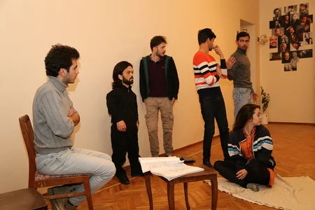 ƏSA Teatrında “Adamlar və siçanlar” tamaşasının premyerası keçiriləcək
