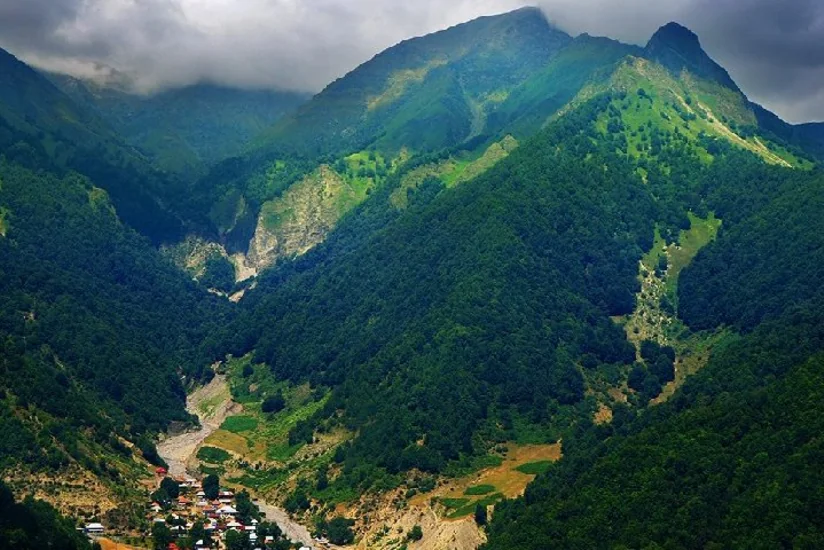 FHN: Dağlıq ərazidə köməksiz qalan şəxslərlə rabitə qurulub, təxliyə işləri aparılır
