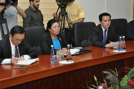 YAP-la Laos Xalq İnqilabı Partiyası arasında memorandum imzalanıb