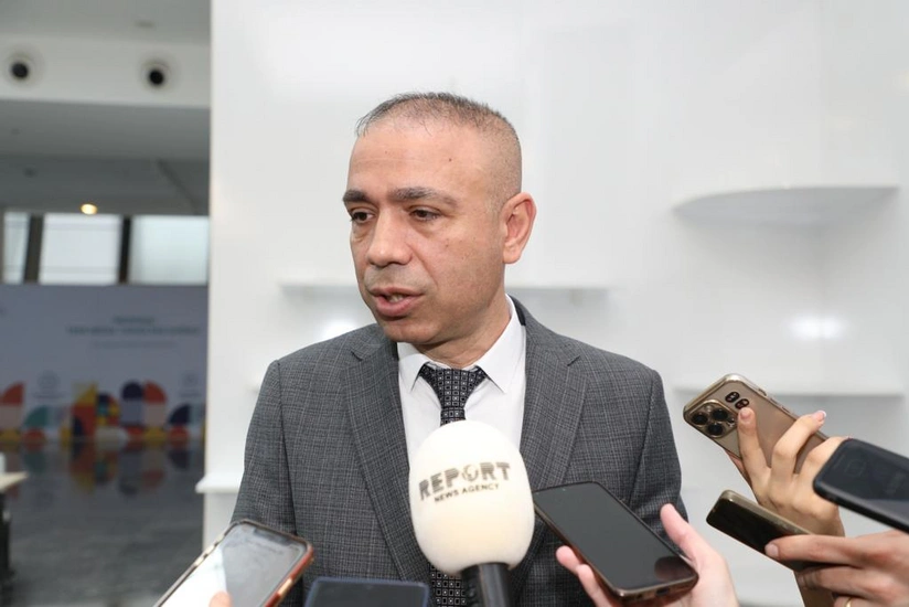 В Баку установят плавучие солнечные панели на озере Беюкшор