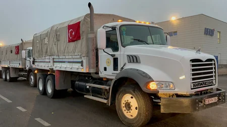 FHN-in Türkiyəyə humanitar yardım aparmış avtomobil karvanı Bakıya yola düşüb