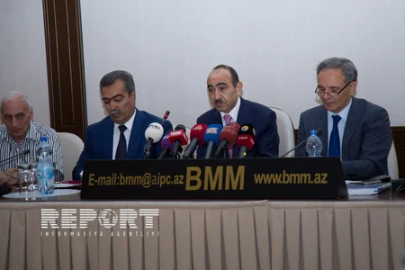 Azərbaycan Prezidentinin köməkçisi KİV rəhbərləri ilə görüşüb - FOTO