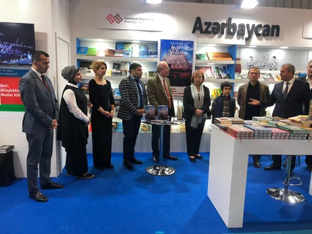 İstanbulda “Yurt sevdası” kitabının təqdimatı olub