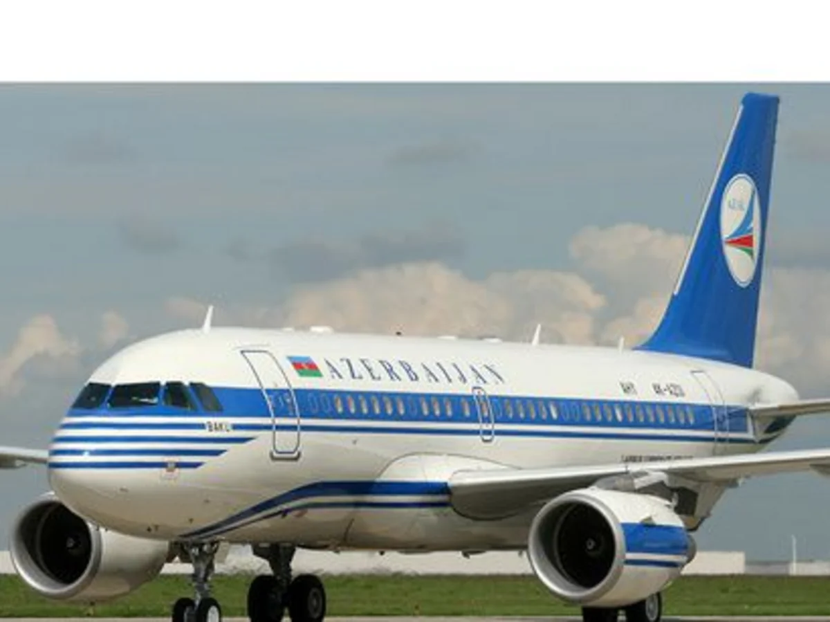 ​Naxçıvana uçan təyyarə nasazlıq səbəbindən Bakıya qayıdıb
