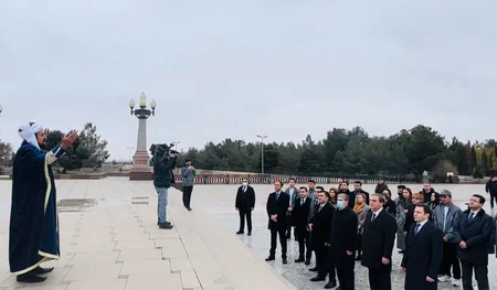 XİN kollektivi və Diplomatiya könüllüləri qrupu Gəncəyə səfər ediblər