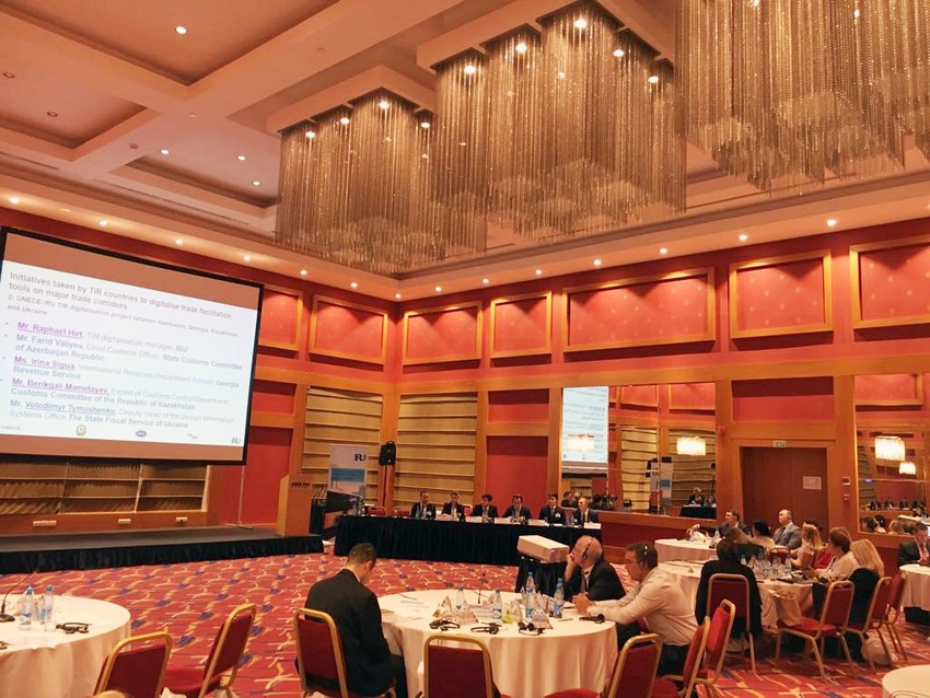 Bakıda Elektronlaşma vasitəsilə beynəlxalq ticarət və nəqliyyatın asanlaşdırılması mövzusunda seminar keçirilir