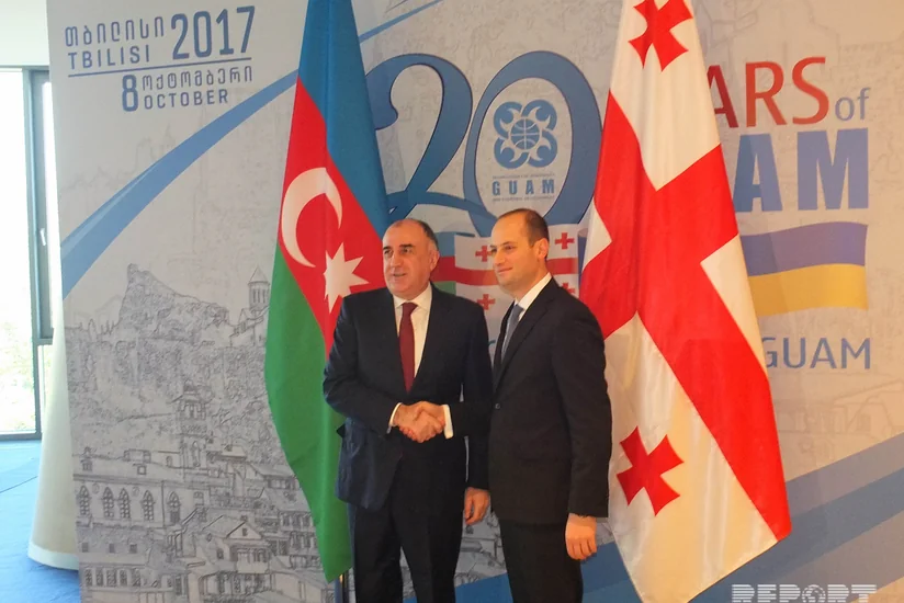 Elmar Məmmədyarov Tbilisidə gürcüstanlı həmkarı ilə görüşüb