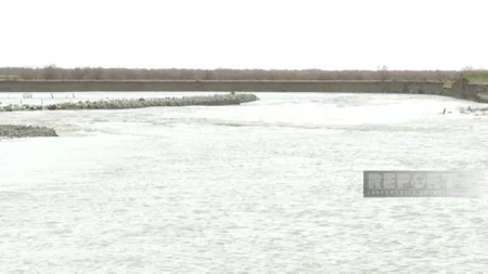 Dam collapses in Bala Kura delta in Azerbaijan's Neftchala