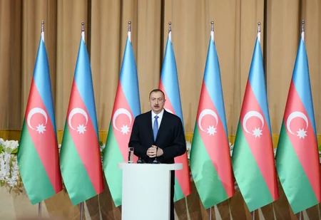 Azərbaycan Prezidenti Respublika Günü münasibətilə keçirilən rəsmi qəbulda iştirak edib
