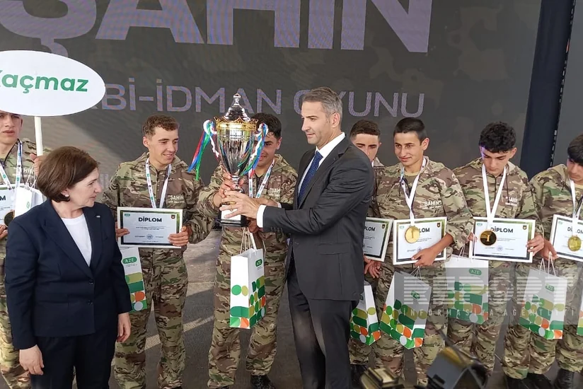 “Şahin” hərbi-idman oyunlarının qalib komandaları mükafatlandırılıb