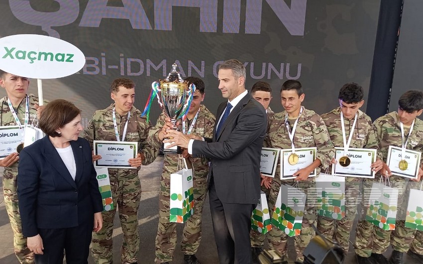 “Şahin” hərbi-idman oyunlarının qalib komandaları mükafatlandırılıb