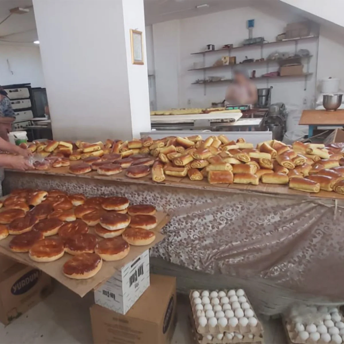 Bakıda qanunsuz işləyən unlu-qənnadı məmulatları müəssisəsi aşkarlanıb