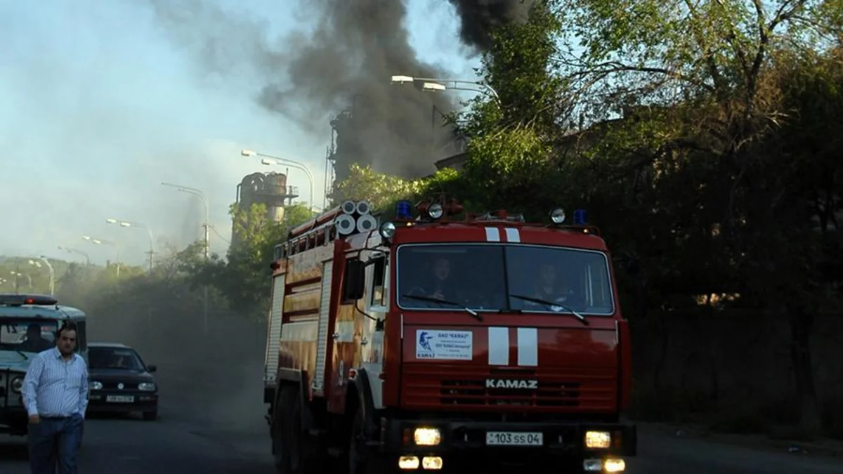 Взрыв прогремел на заправке в Ереване