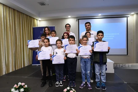 Azərbaycan Yelkən Federasiyası qalib idmançıları mükafatlandırıb
