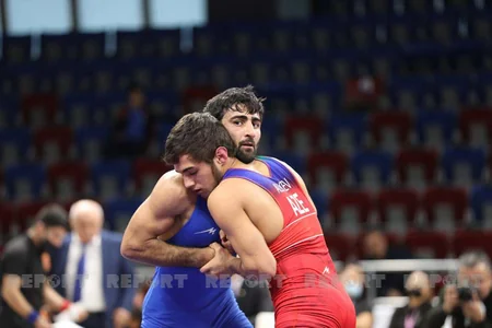 Güləş üzrə Azərbaycan çempionatının açılışı olub