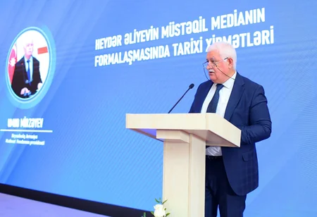 Heydər Əliyevin 100 illik yubileyinə həsr olunan “Müstəqil Azərbaycanın Banisi” adlı konfrans keçirilib