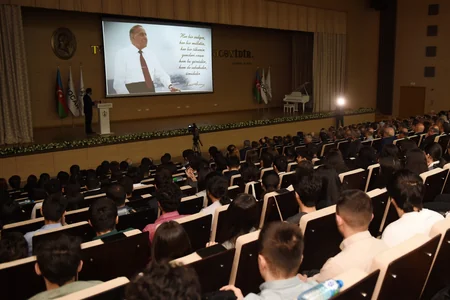 SOCAR Ulu Öndər Heydər Əliyevin 100 illik yubileyi münasibətilə tədbir keçirib