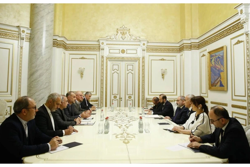 Paşinyanla Abdulahian Bakı və İrəvan arasında sülh sazişi məsələsini müzakirə edib - YENİLƏNİB